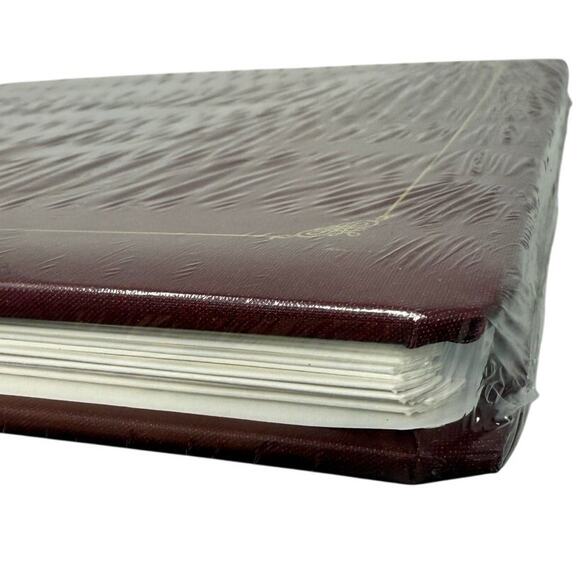 Creative Memories 12"x12" Mahagony Scrapbook Album with 15 (30) White Pages - Picture 5 of 5